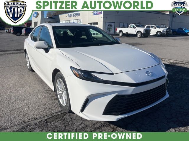 2025 Toyota Camry LE FWD