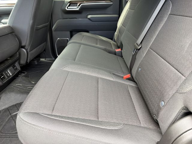 Used 2025 Black Chevrolet LT image 9