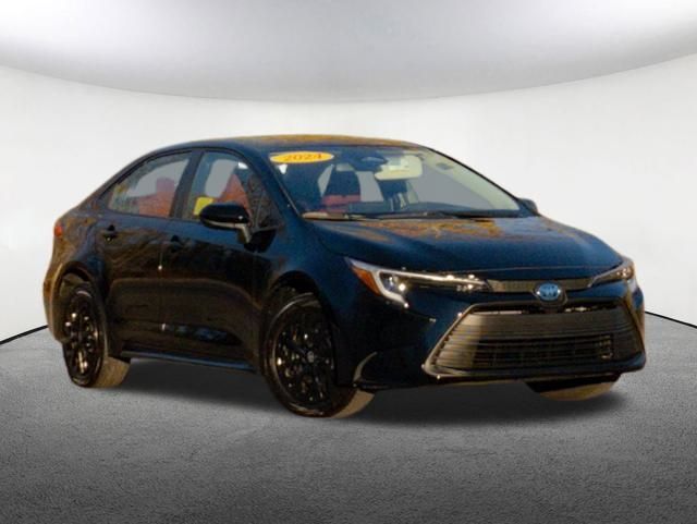 2024 Toyota Corolla Hybrid LE 2