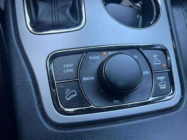 JeepGrand Cherokee15