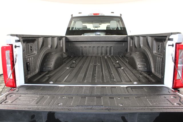 2025 Ford F-350SD XL photo