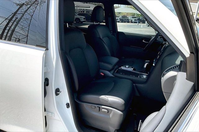 2024 Aspen White Tricoat Nissan Armada SL RWD SUV