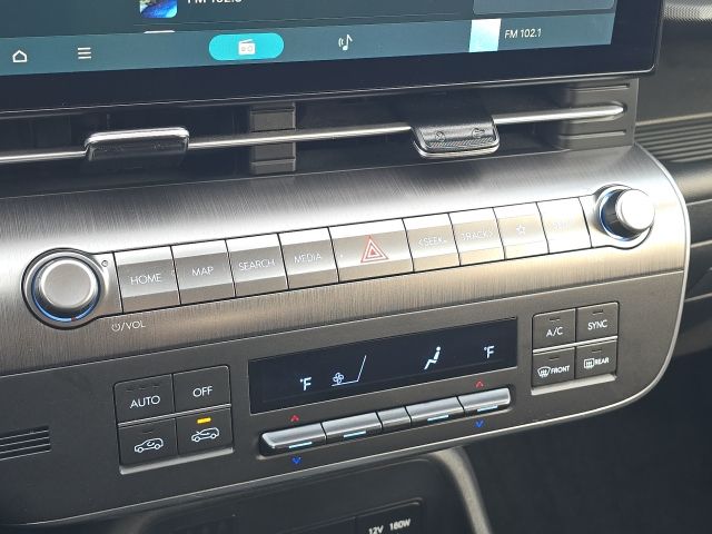 2025 Hyundai Kona SEL:B02271