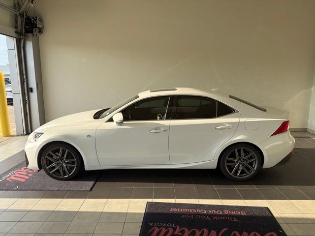 2019 Lexus IS 300 - 4