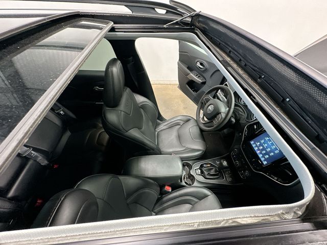 2022 Jeep Cherokee Limited - 5