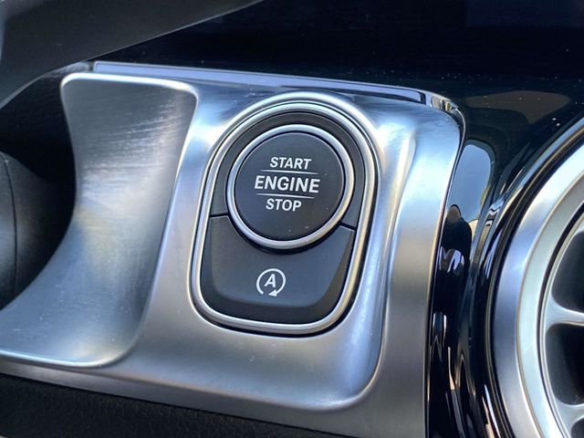 2021 Polar White Mercedes-Benz GLB GLB 250 FWD SUV