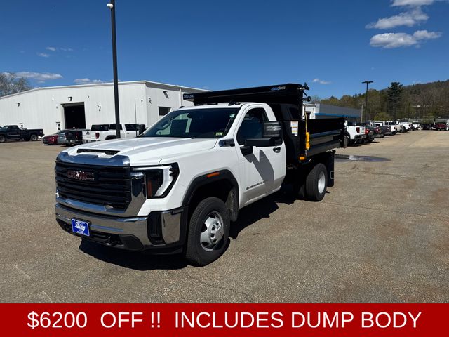 Summit White 2026 GMC Sierra 3500HD Pickup Truck Four-Wheel Drive Automatic