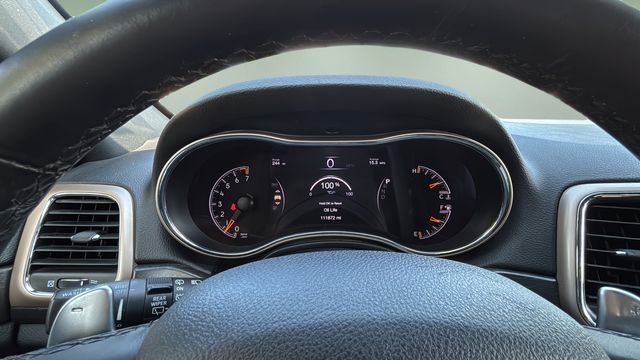 Used 2016 Silver Jeep Laredo image 15