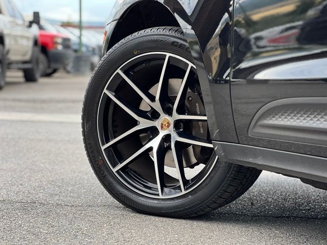 Used 2023 Porsche Macan SUV