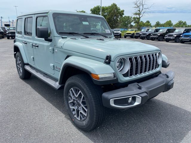 2024 Jeep Wrangler Sahara 3