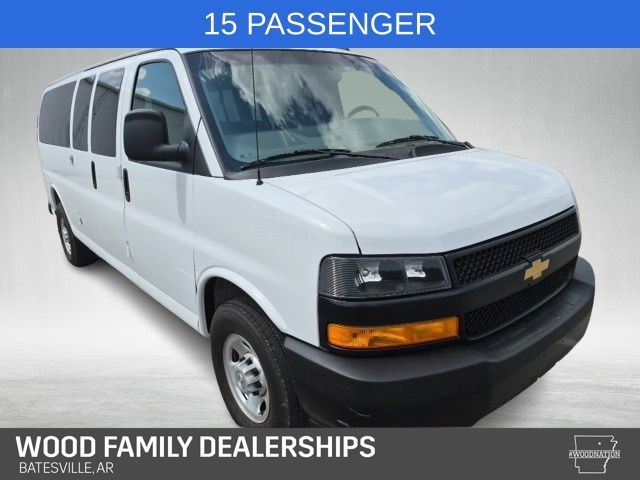Summit White 2025 Chevrolet Express Van Rear-Wheel Drive 8-Speed Automatic Overdrive