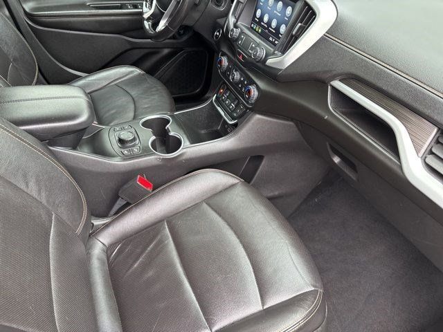 2021 GMC Terrain SLT photo