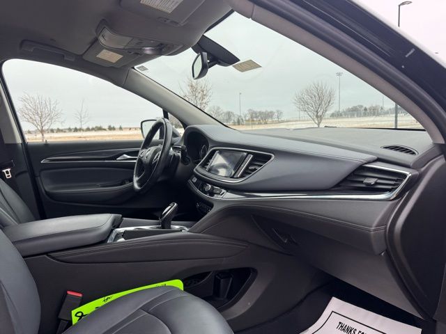 2021 Buick Enclave AWD Essence