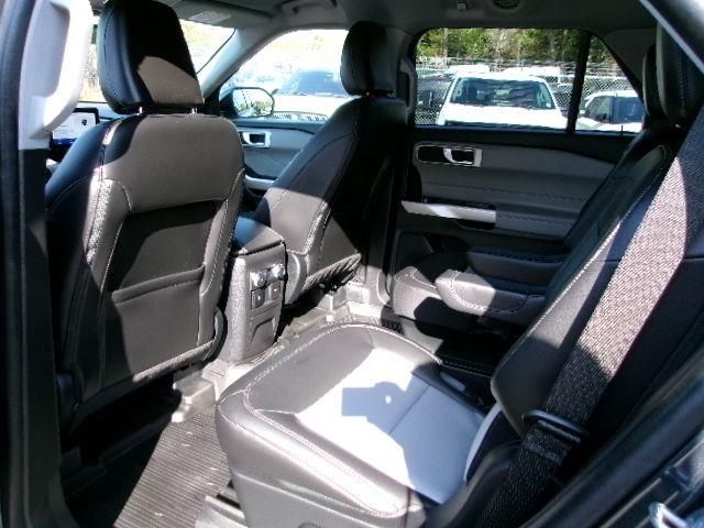 used 2022 Ford Explorer car, priced at $33,396
