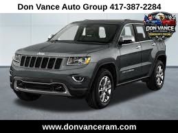 Gray (Granite Crystal Metallic Clearcoat) 2015 Jeep Cherokee Latitude 4WD SUV / Crossover Four-Wheel Drive 9-Speed Automatic