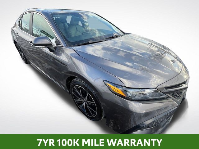 Used 2022 Toyota Camry SE with VIN 4T1G11AK6NU063519 for sale in Harrisonburg, VA