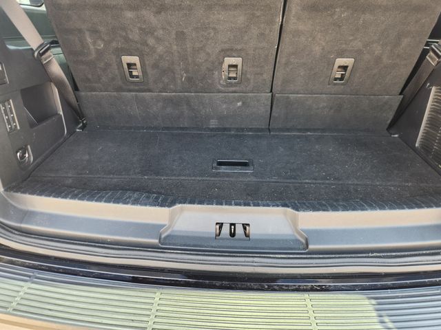 2019 Ford Expedition XLT Black at Community Toyota