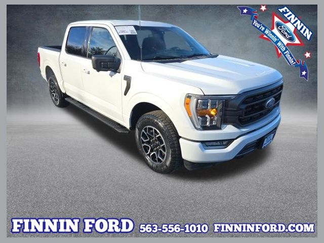 Oxford White 2023 Ford F-150 XLT SuperCrew 4WD Pickup Truck Four-Wheel Drive Automatic