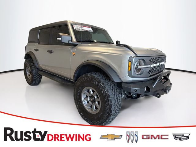 Iconic Silver Metallic 2023 Ford Bronco SUV / Crossover Four-Wheel Drive Automatic