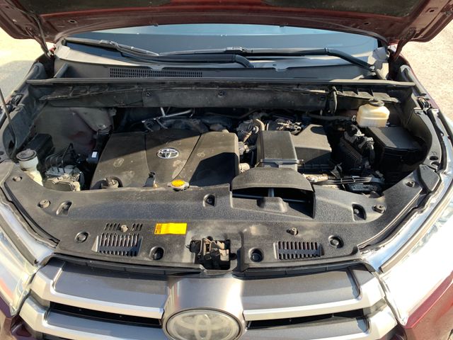 Used 2017 Toyota Highlander SUV