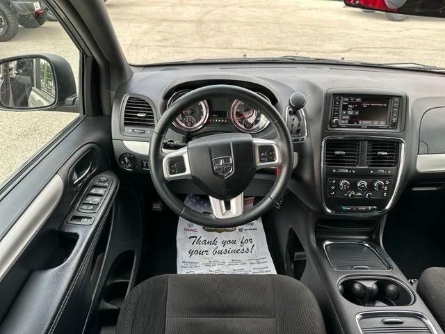 2014 Dodge Grand Caravan SXT 25