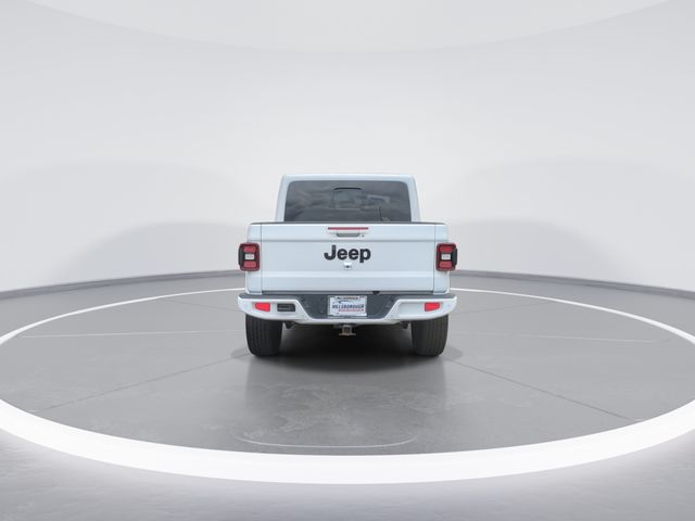 Used 2021 White Jeep Overland image 7