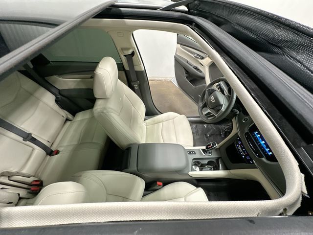 2018 Cadillac XT5 Luxury White at Bob Ruth Ford
