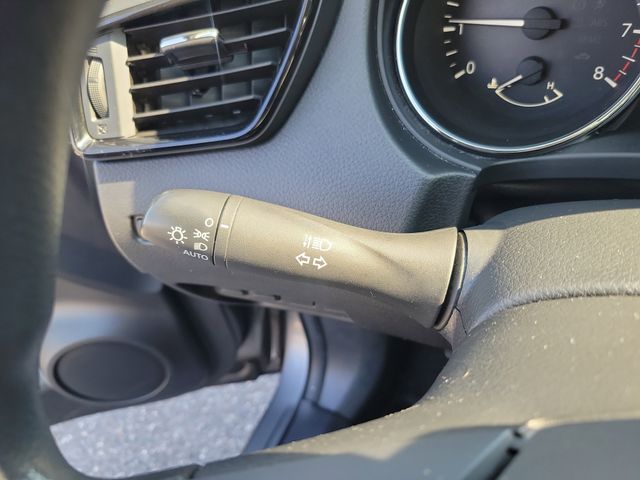 Used 2020 Gray Nissan S image 24