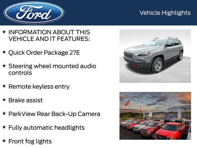 View vehicle photo 5