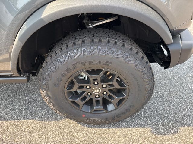 New 2026 Gray Ford Badlands image 12