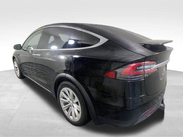 2020 Tesla Model X Long Range 5