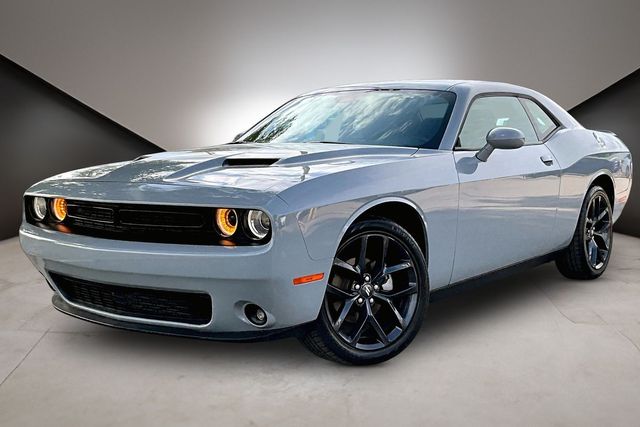 Smoke Show 2021 Dodge Challenger Coupe Rear-Wheel Drive 8-Speed Automatic