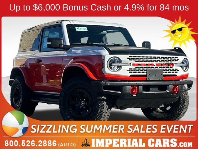 Oxford White 2025 Ford Bronco SUV / Crossover Four-Wheel Drive Automatic