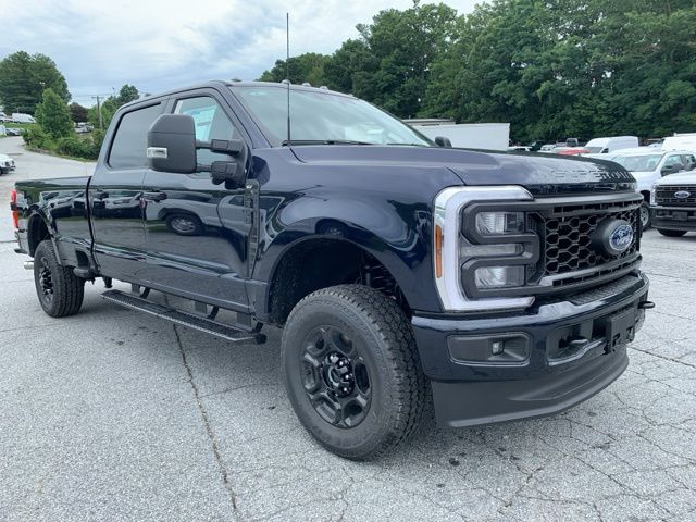 2024 Ford F-350SD XLT 7