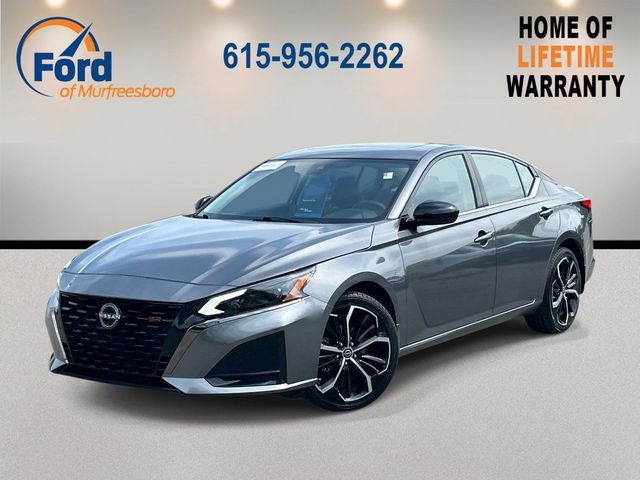 Gray (Gun Metallic) 2024 Nissan Altima Sedan All-Wheel Drive Continuously Variable Transmission