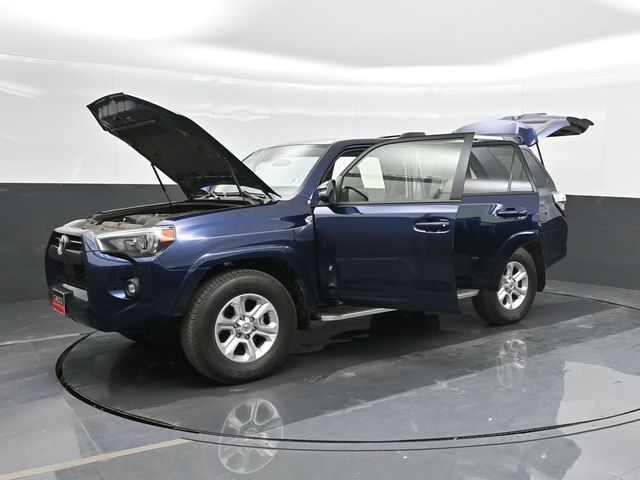 2022 Toyota 4Runner SR5 Premium 49