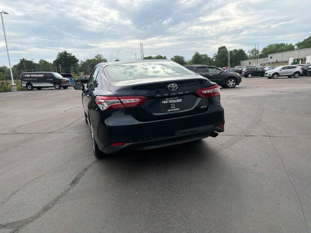 Used 2018 Blue Toyota XLE image 12