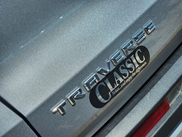 2025 Chevrolet Traverse LT Gray at Martin Chrysler Dodge Jeep Ram