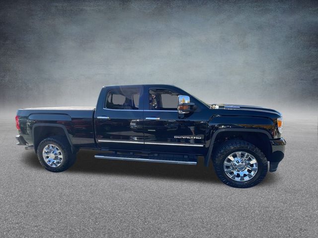 2017 GMC Sierra 2500HD Denali 5