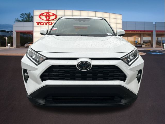 2020 Toyota RAV4 XLE 26