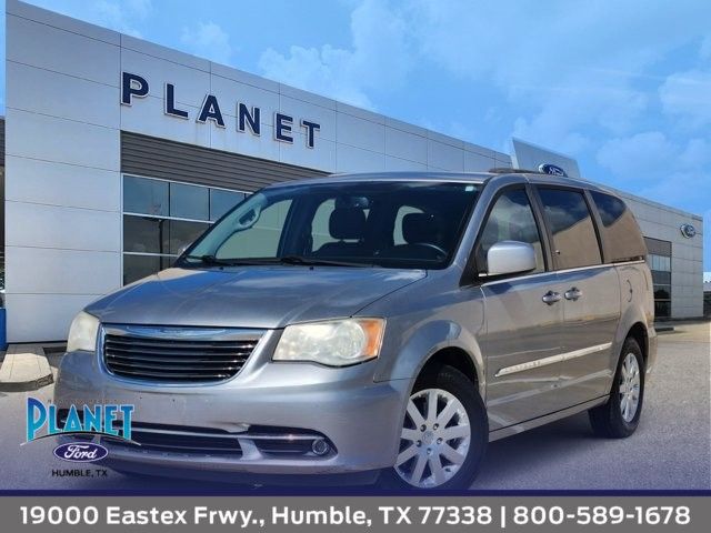 Billet Silver Metallic 2014 Chrysler Town & Country Minivan Front-Wheel Drive 6-Speed Automatic