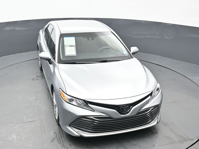 2018 Toyota Camry XLE 41