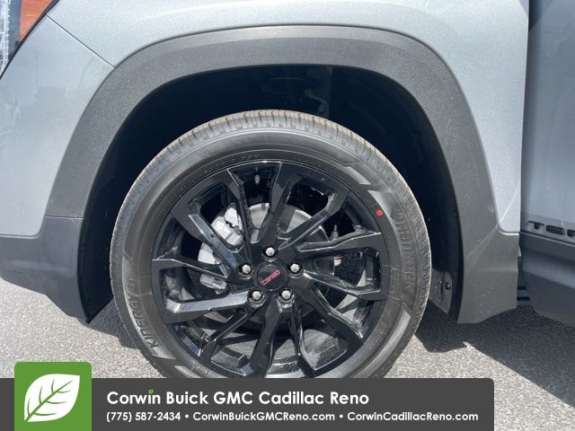 2024 GMC Terrain SLT 18