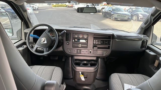 2024 GMC Savana 3500 Work Van 20