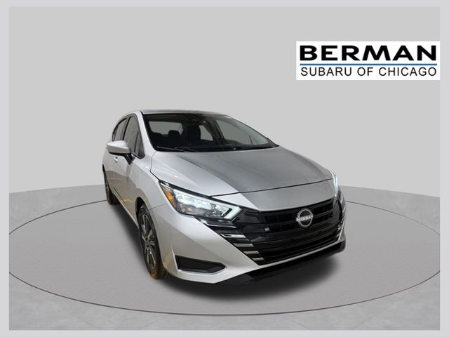Brilliant Silver Metallic 2025 Nissan Versa Sedan Front-Wheel Drive Continuously Variable Transmission