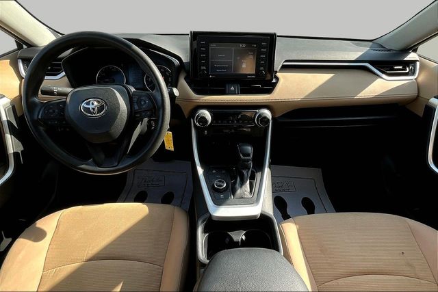 2021 Toyota RAV4 Hybrid LE - 6