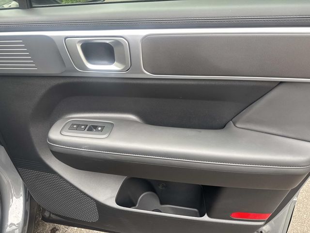 2024 Hyundai Santa Fe - Image 23