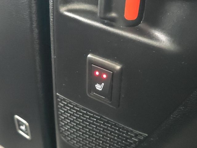 2024 Chrysler Pacifica Limited:B02071