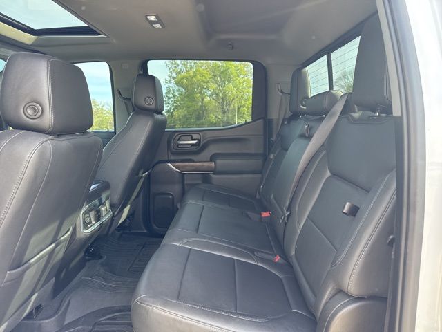 Used 2022 White GMC SLT image 13