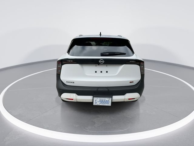 Used 2025 White Nissan SR image 7